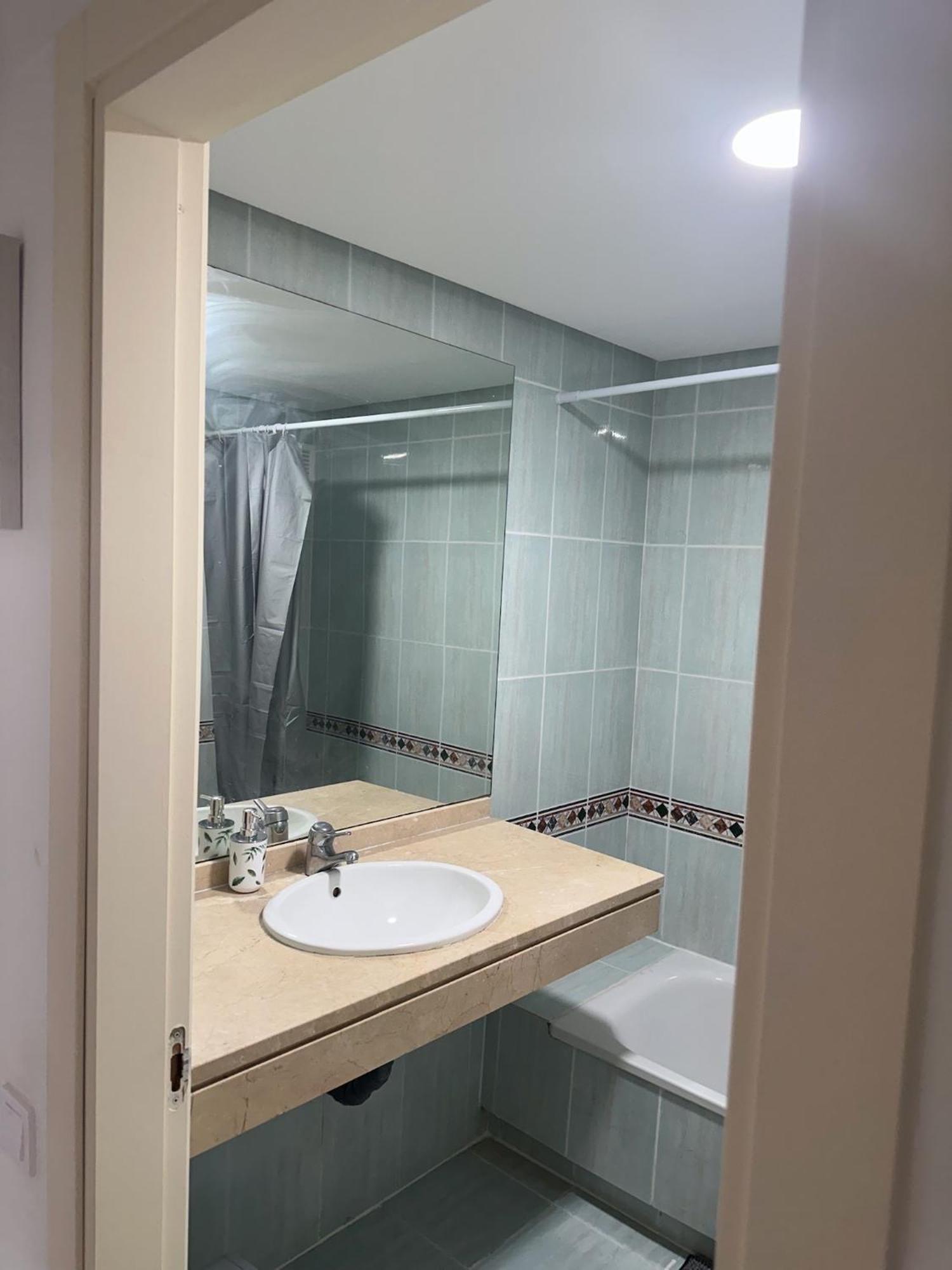 Torremolinos Habitaciones Privada En Apartamentos Compartidos Экстерьер фото